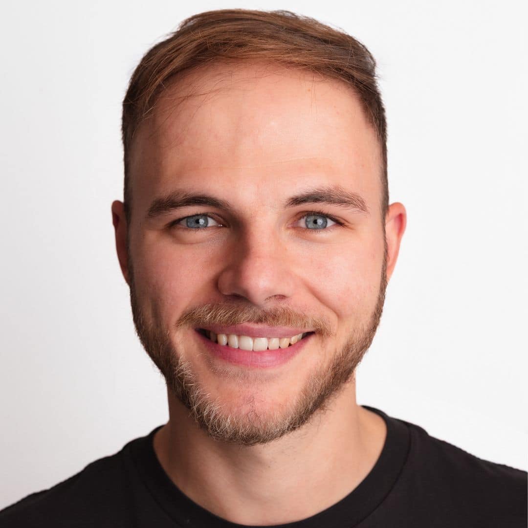 Portrait von Niklas Turtschan, Gründer von Web Studio - Turtschan und Rundumpartner für Websites